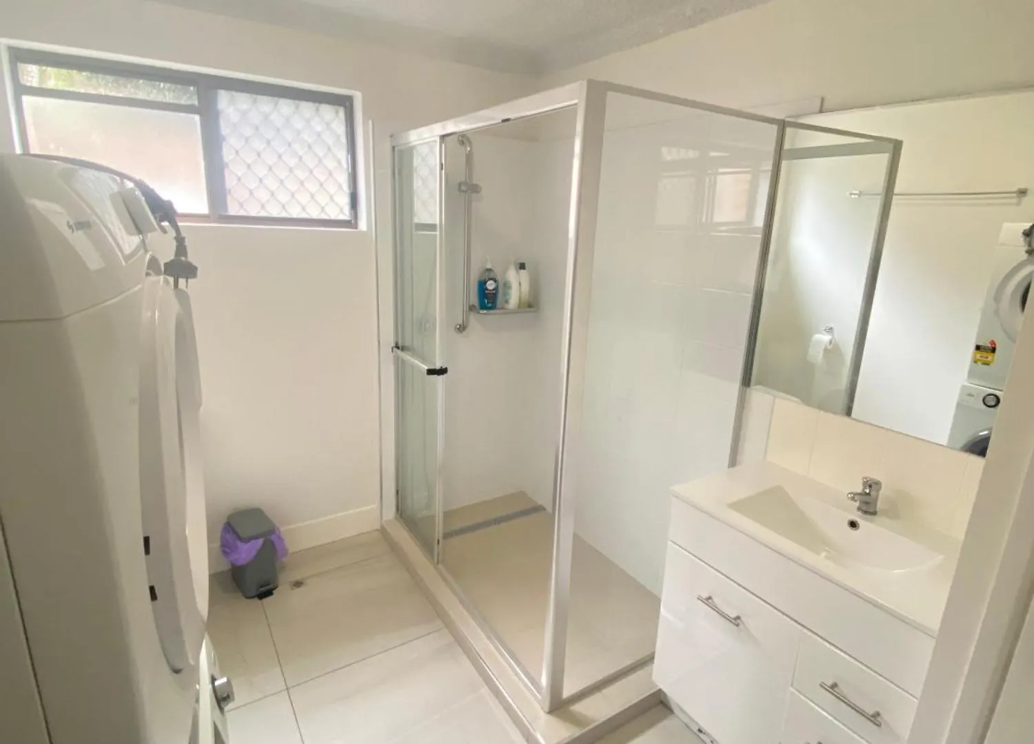 Fabulous Canal-Front Unit In Mooloolaba 0*,